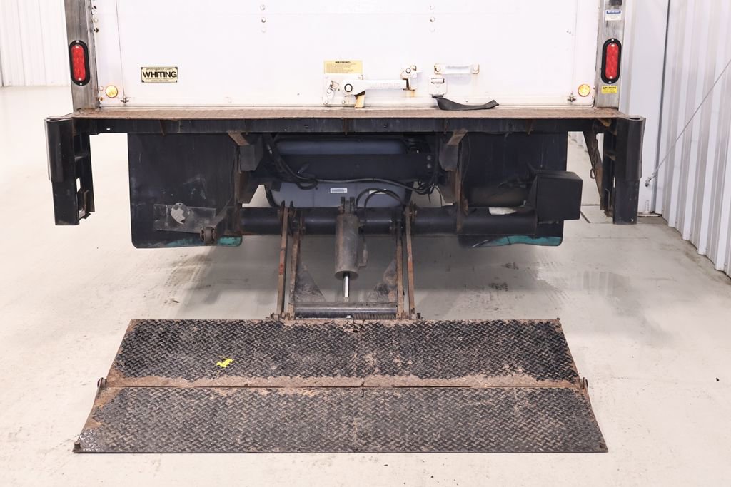 Certified 2019 Ford E-450 and Econoline 450 Super Duty w/ Power Windows & Locks Group RWD image 11