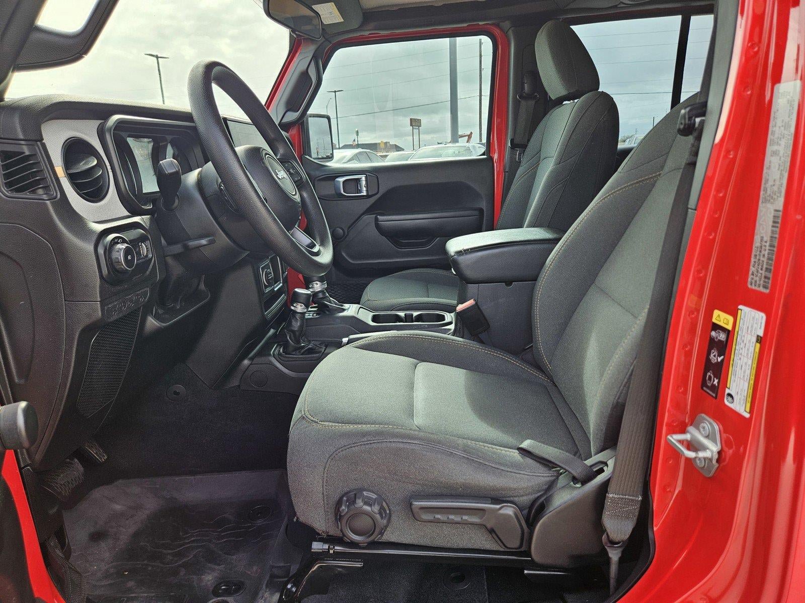 Used 2024 Jeep Wrangler Unlimited Sport AWD/4WD image 16