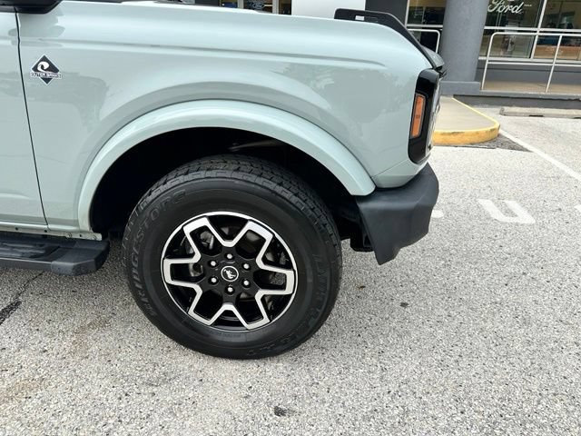 Certified 2023 Ford Bronco Outer Banks AWD/4WD image 95