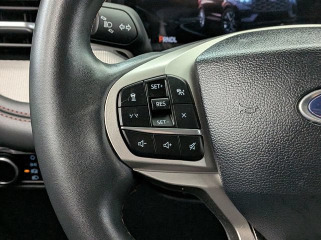 Certified 2025 Ford Explorer Active AWD/4WD image 34