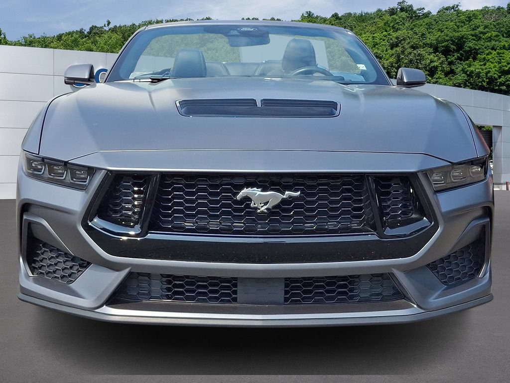 Certified 2025 Ford Mustang GT Premium RWD image 2