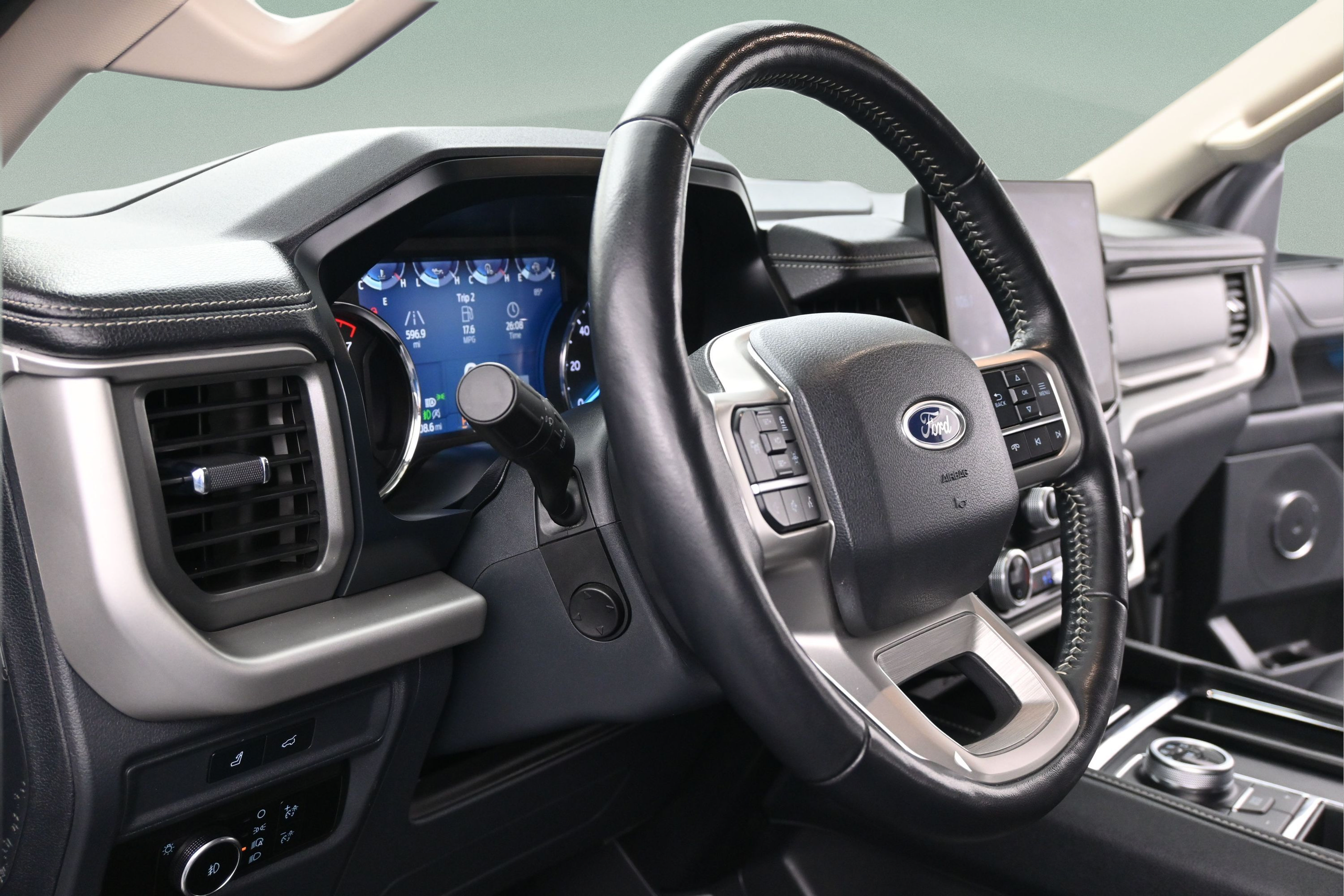 Certified 2023 Ford Expedition XLT RWD image 12