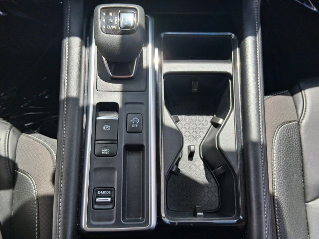 Used 2024 Nissan Pathfinder SL FWD image 26