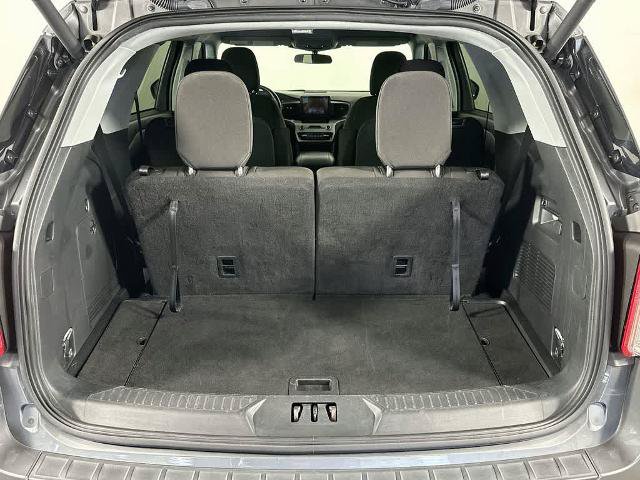 Certified 2024 Ford Explorer XLT RWD image 21