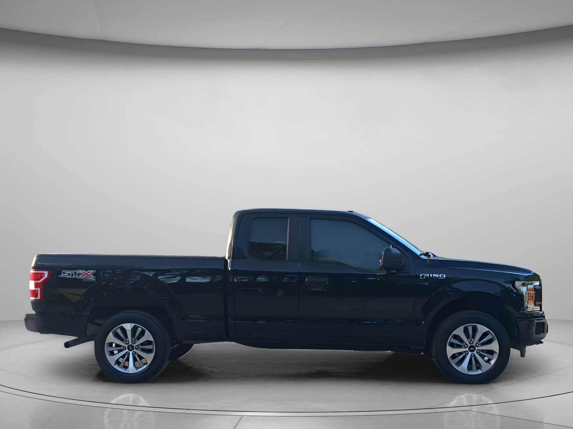 Certified 2018 Ford F150 XL w/ Equipment Group 101A Mid AWD/4WD image 39