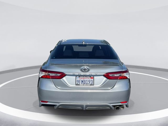 Used 2023 Toyota Camry SE FWD image 4