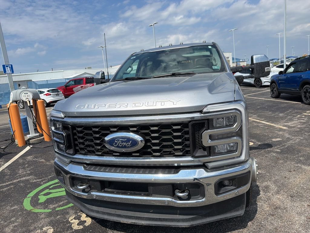 Certified 2024 Ford F350 Lariat w/ Lariat Ultimate Package AWD/4WD image 6