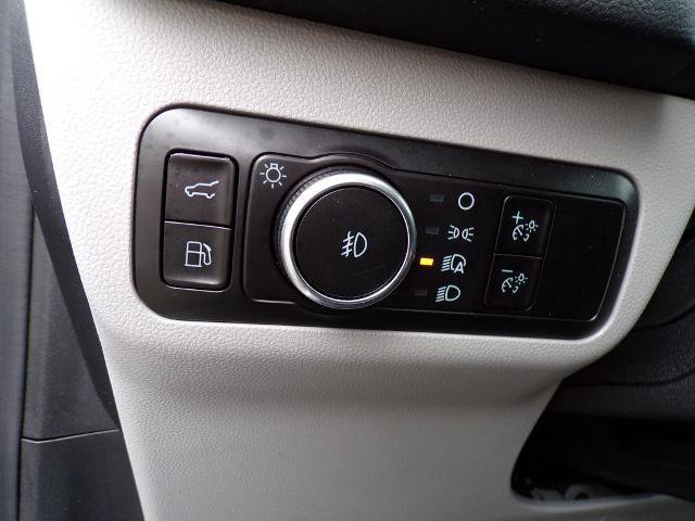 Certified 2023 Ford Escape Platinum w/ Premium Technology Package image 24