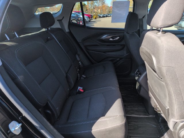 Used 2022 GMC Terrain SLE w/ Driver Convenience Package AWD/4WD image 17