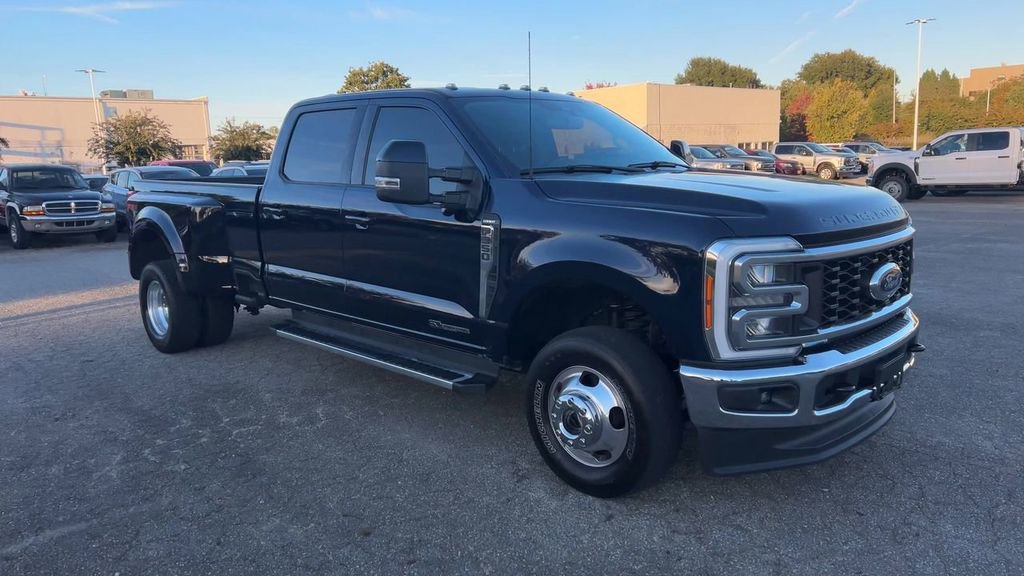 Certified 2023 Ford F350 Lariat image 17