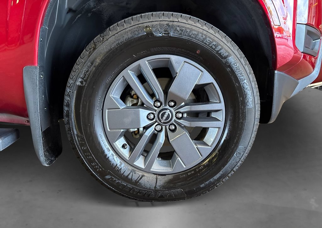 Used 2025 Nissan Frontier SV AWD/4WD image 21