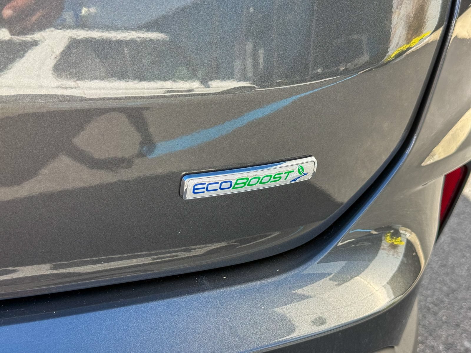 Certified 2020 Ford Edge SE FWD image 11