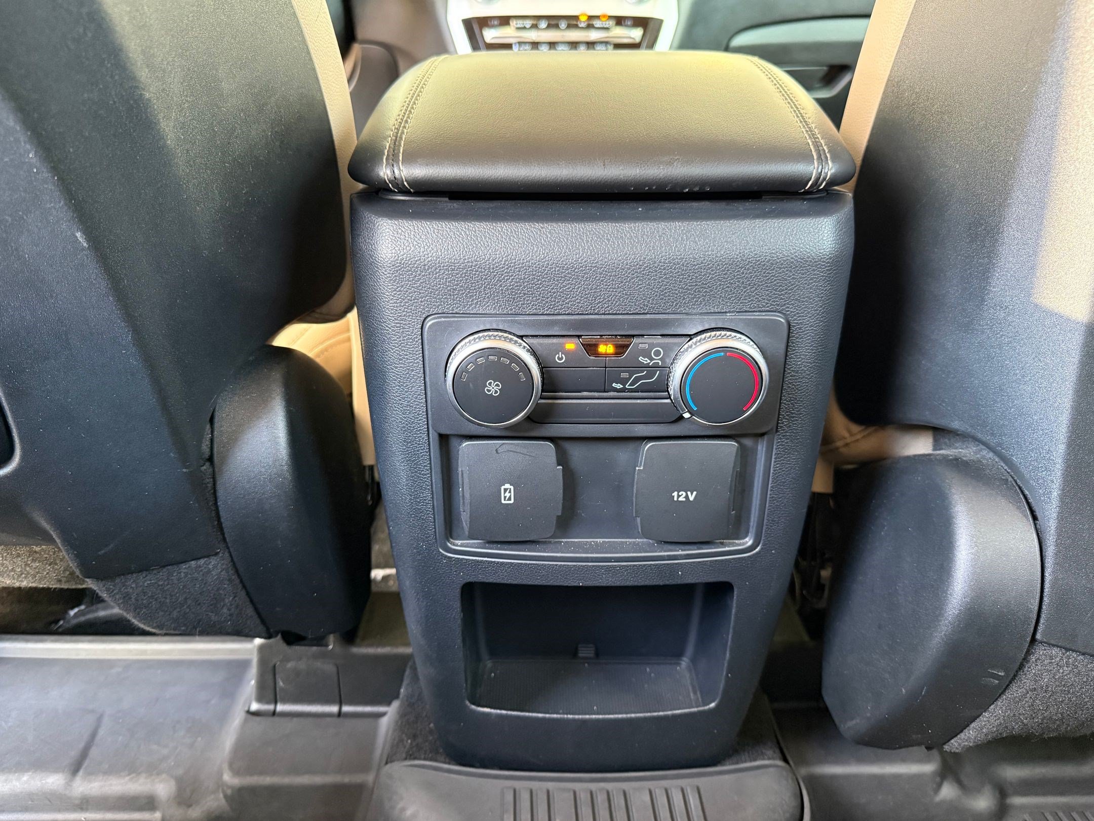 Certified 2020 Ford Explorer XLT w/ Equipment Group 202A RWD image 31