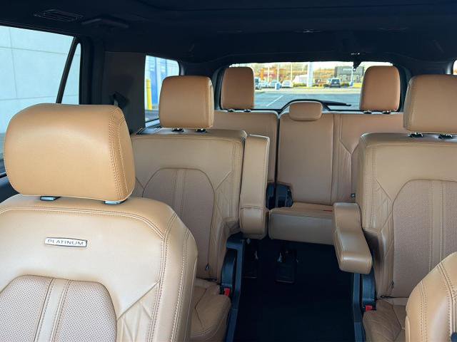 Certified 2024 Ford Expedition Platinum image 27