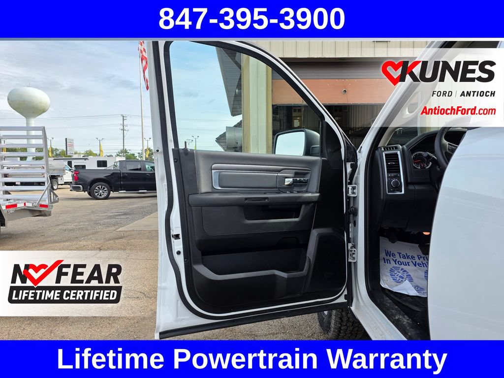 Used 2023 RAM 1500 Classic SLT w/ Protection Group AWD/4WD image 13