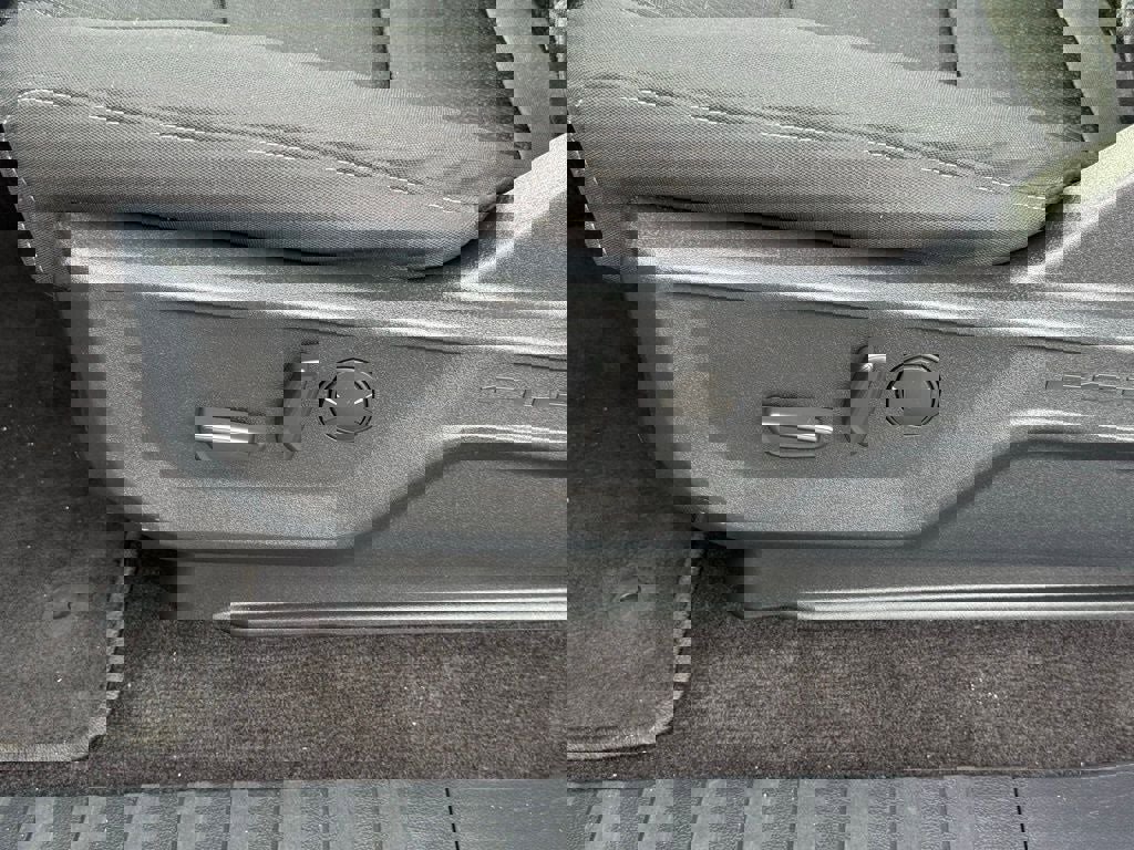 Certified 2022 Ford F150 XLT w/ Equipment Group 302A High image 20