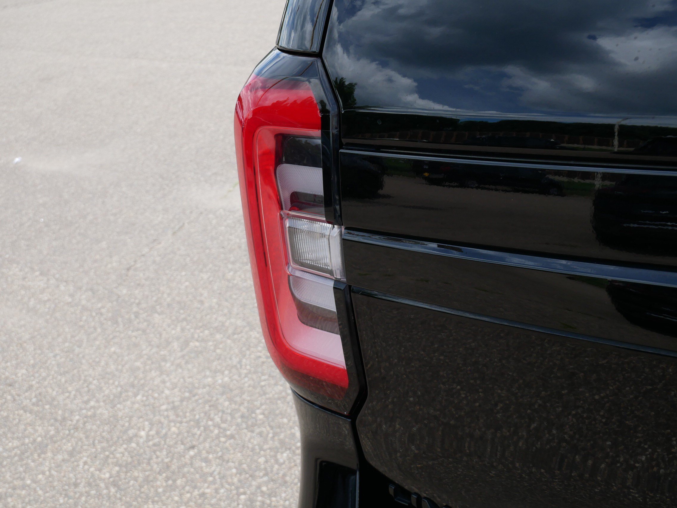 Certified 2022 Ford Expedition Max Limited AWD/4WD image 17