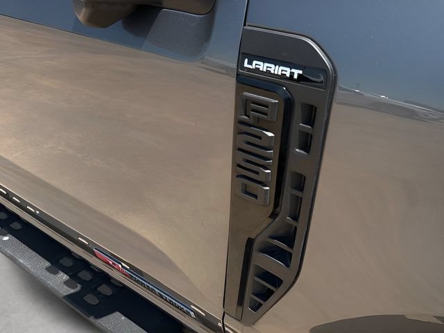Certified 2023 Ford F250 Lariat w/ Lariat Ultimate Package AWD/4WD image 10