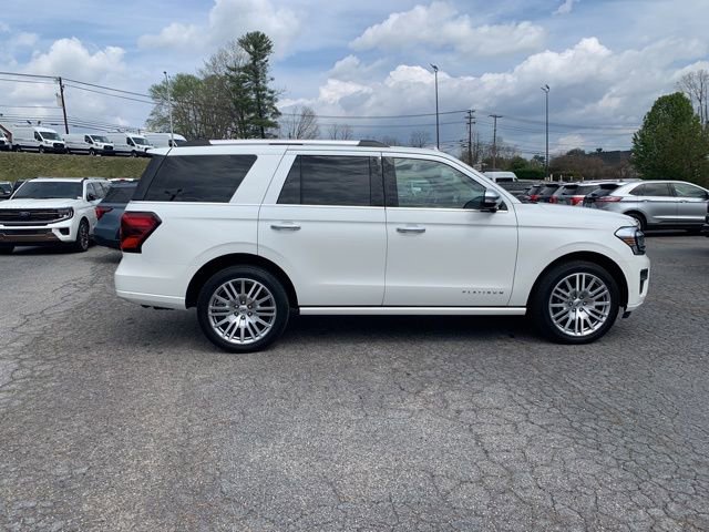 Certified 2024 Ford Expedition Platinum image 12