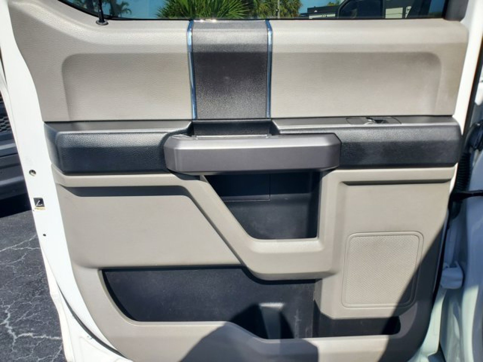 Certified 2019 Ford F150 XLT image 28