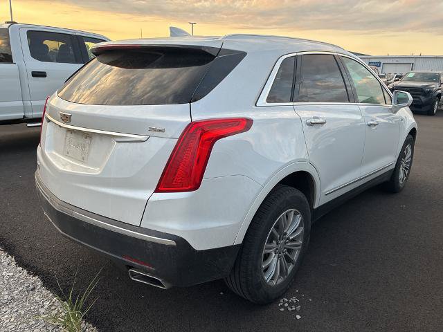 Used 2019 Cadillac XT5 Luxury AWD/4WD image 3
