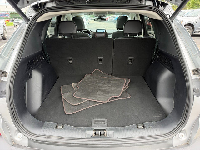 Certified 2022 Ford Escape SEL w/ SEL Stealth AWD Package image 7