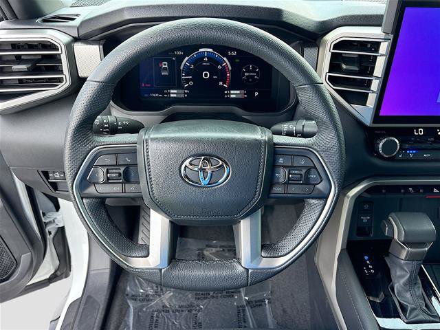Used 2025 Toyota Tundra Limited AWD/4WD image 12