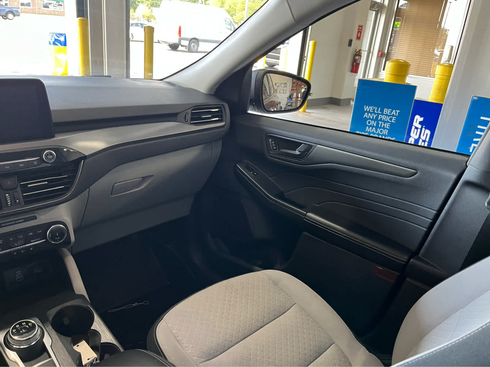Certified 2024 Ford Escape Active AWD/4WD image 15