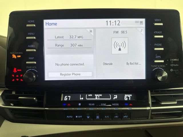 Used 2024 Toyota Sienna LE AWD/4WD image 16