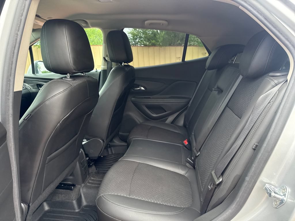Used 2022 Buick Encore Preferred w/ Safety Package II AWD/4WD image 23