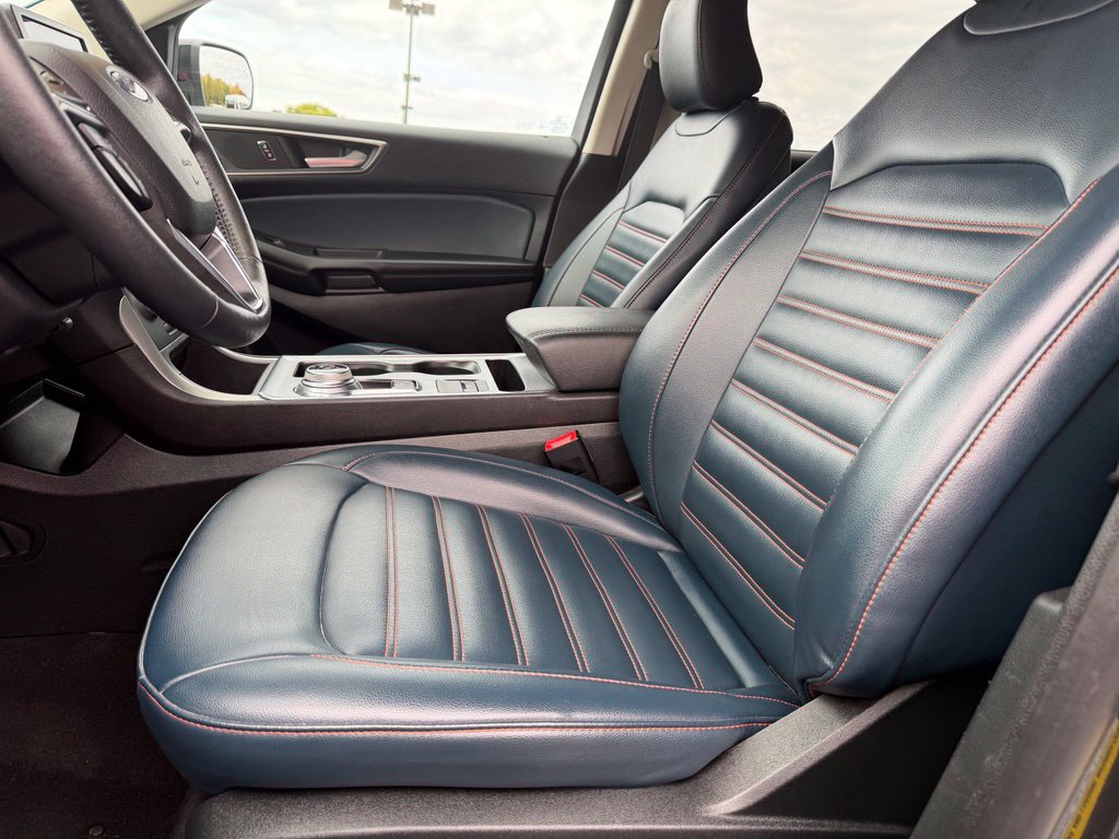 Certified 2022 Ford Edge SEL w/ Sport Appearance Package AWD/4WD image 15
