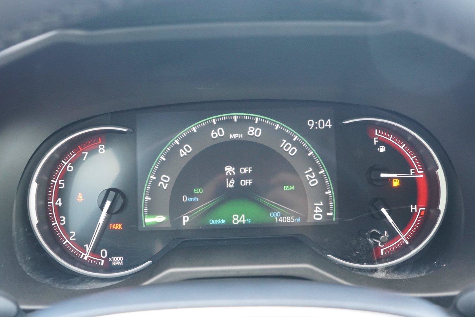 Used 2025 Toyota RAV4 XLE w/ Weather Package AWD/4WD image 18