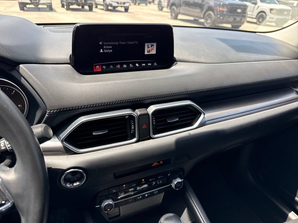 Used 2019 MAZDA CX-5 Touring FWD image 18