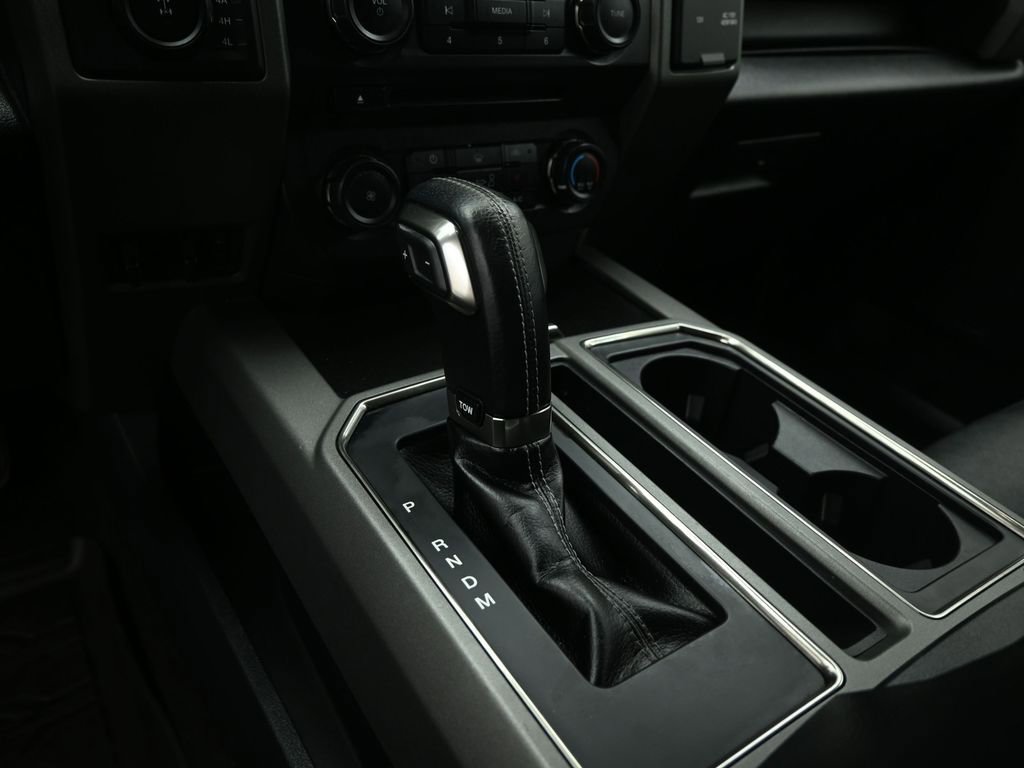 Certified 2017 Ford F150 Raptor w/ Equipment Group 801A Mid image 17