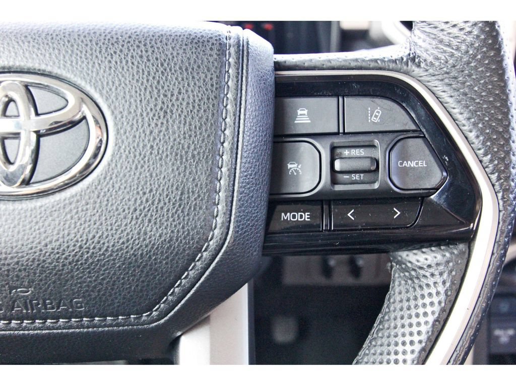 Used 2024 Toyota Tundra Limited AWD/4WD image 21