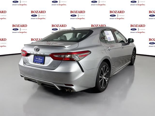 Used 2019 Toyota Camry SE FWD image 8