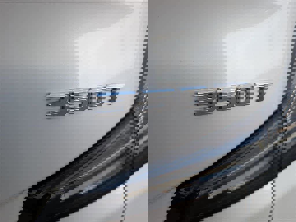 Used 2023 Cadillac XT4 Sport image 19