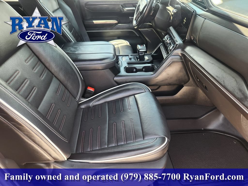 Used 2023 GMC Sierra 1500 AT4X AWD/4WD image 10