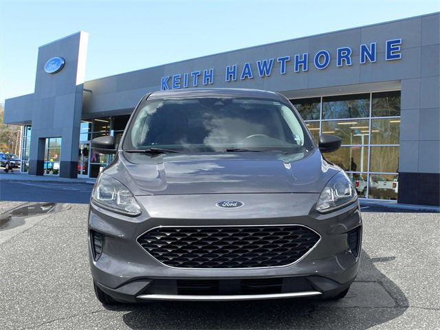 Certified 2022 Ford Escape SE image 2