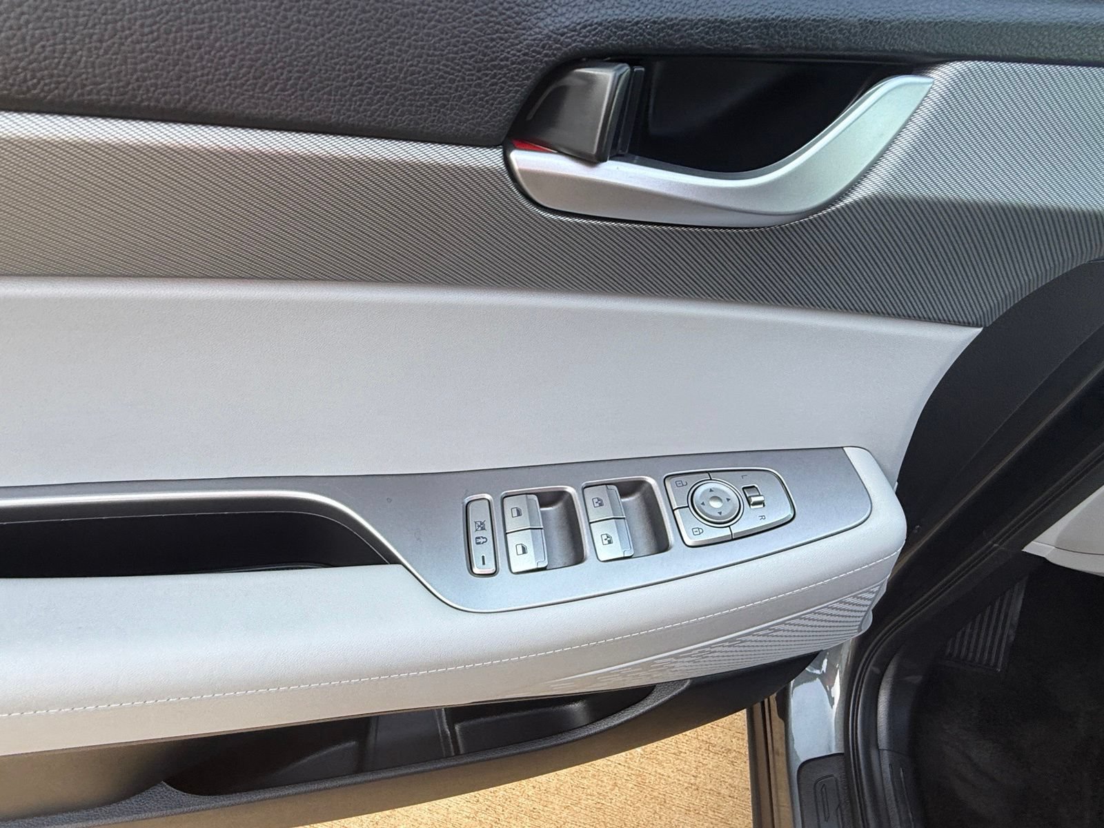 Used 2025 Hyundai Palisade SEL AWD/4WD image 14