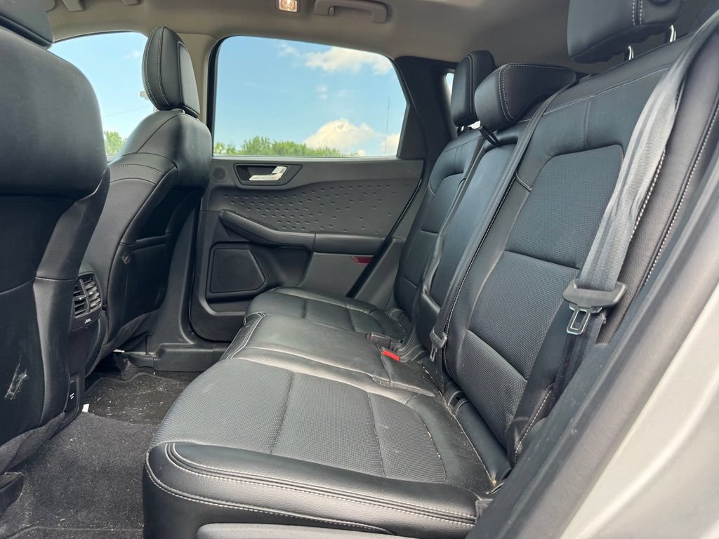 Certified 2020 Ford Escape Titanium AWD/4WD image 12