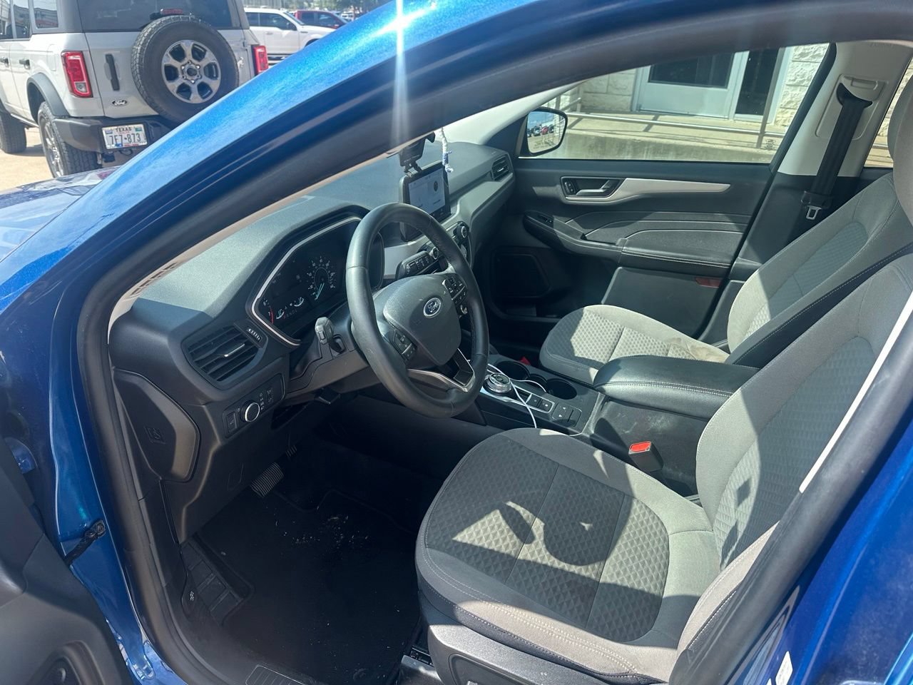 Certified 2022 Ford Escape SE w/ SE Sport Appearance Package FWD image 7