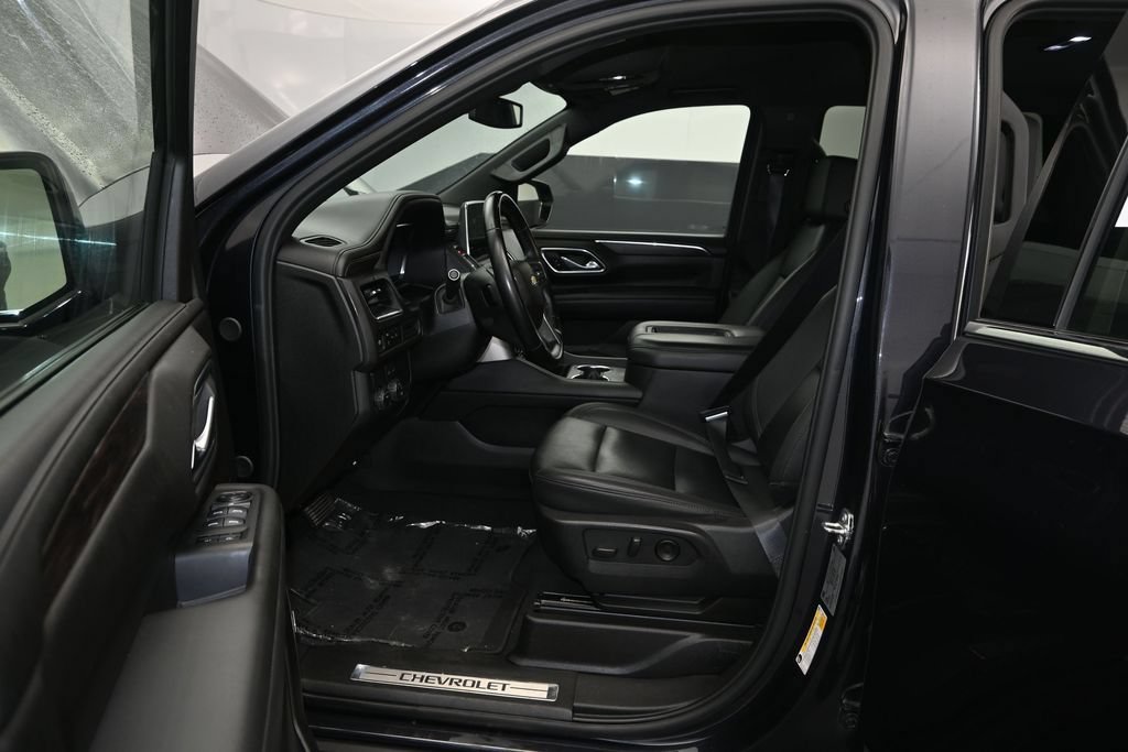 Used 2024 Chevrolet Tahoe LT RWD image 17