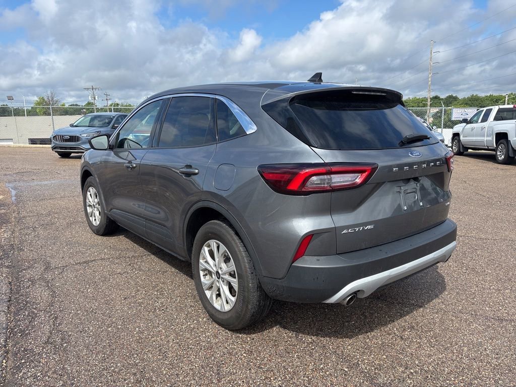 Certified 2023 Ford Escape Active AWD/4WD image 5