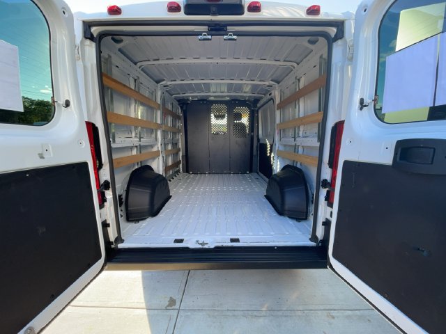 Used 2025 RAM ProMaster 2500 w/ U-Haul Equipment Group FWD image 11