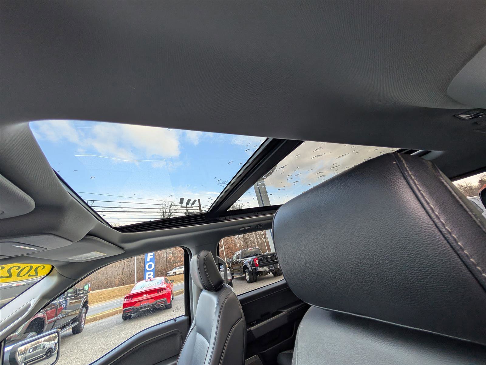 Certified 2023 Ford F150 Lariat w/ Equipment Group 502A High image 18