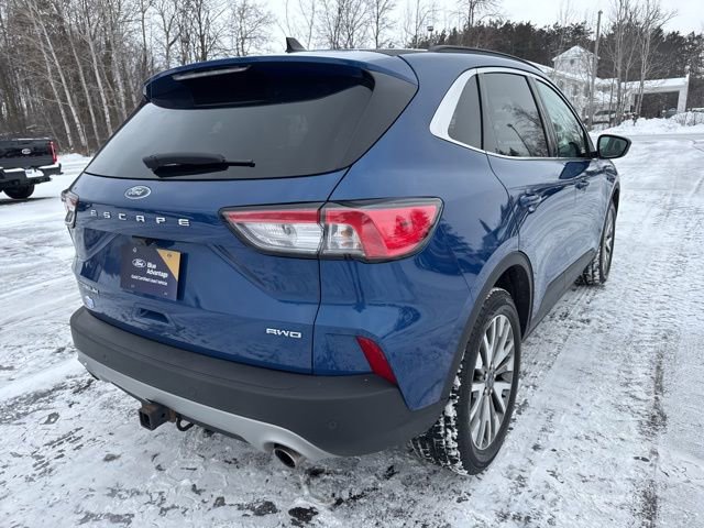 Certified 2022 Ford Escape Titanium w/ Class II Trailer Tow Package image 5