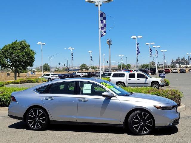 Used 2024 Honda Accord Touring image 3