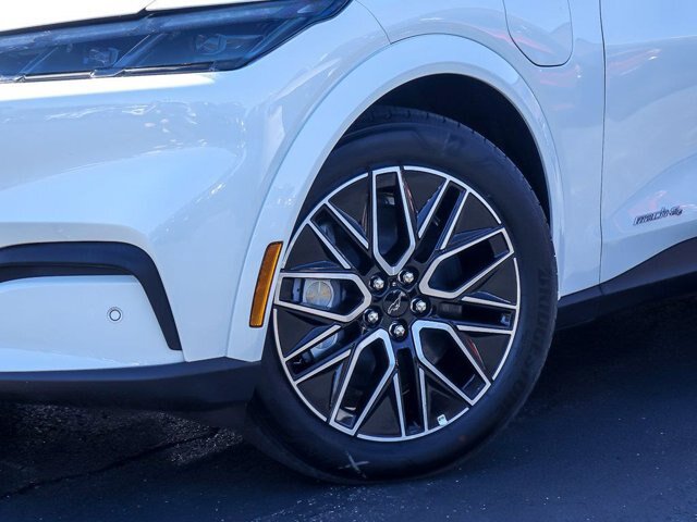 Certified 2026 Ford Mustang Mach-E Premium AWD/4WD image 4