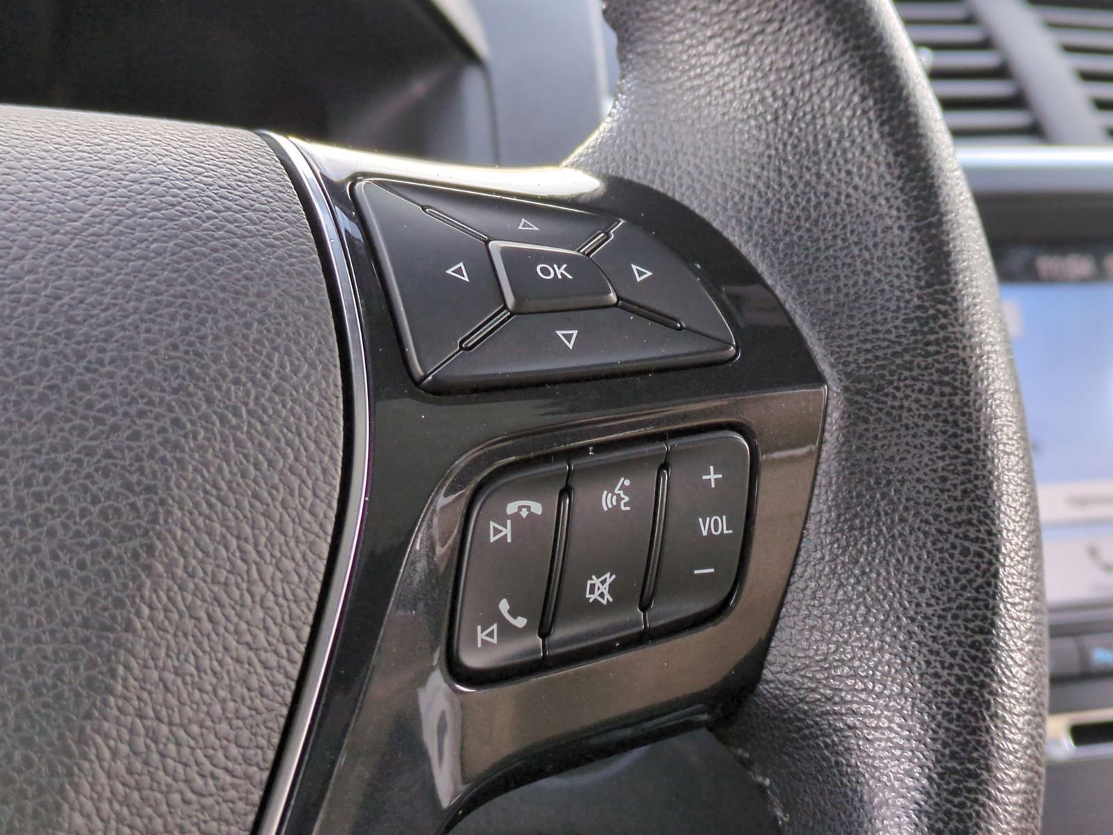 Certified 2017 Ford Explorer Limited w/ Equipment Group 301A image 33